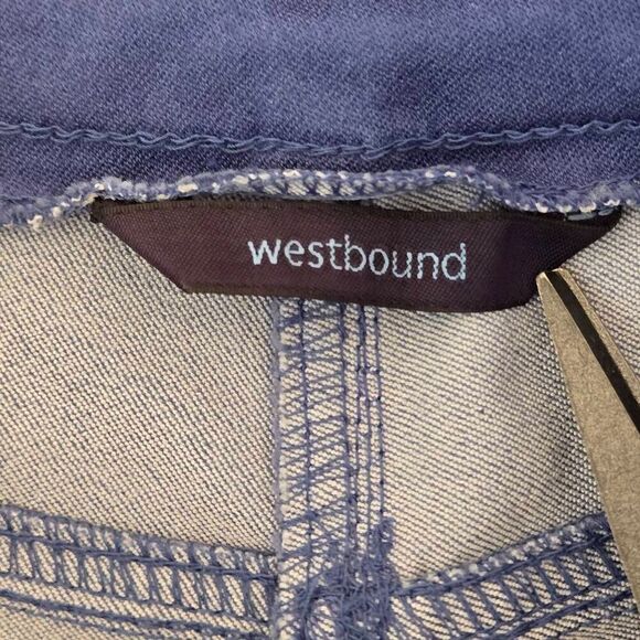 NWOT Westbound Women's Blue Stretchy High Rise Capri Pull On Pants Size 10 - Picture 2 of 10